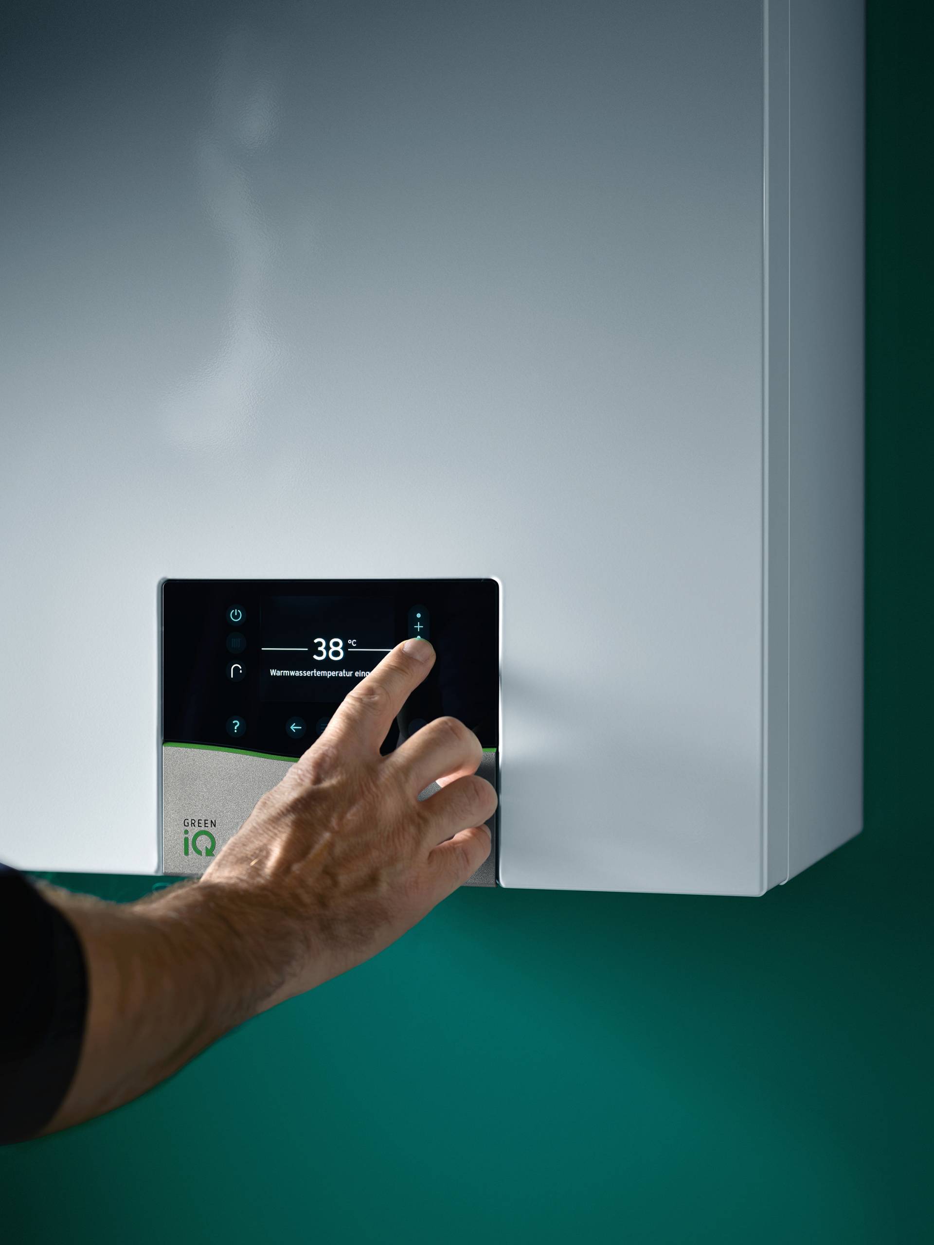 Vaillant Gerät mit Bedienfeld